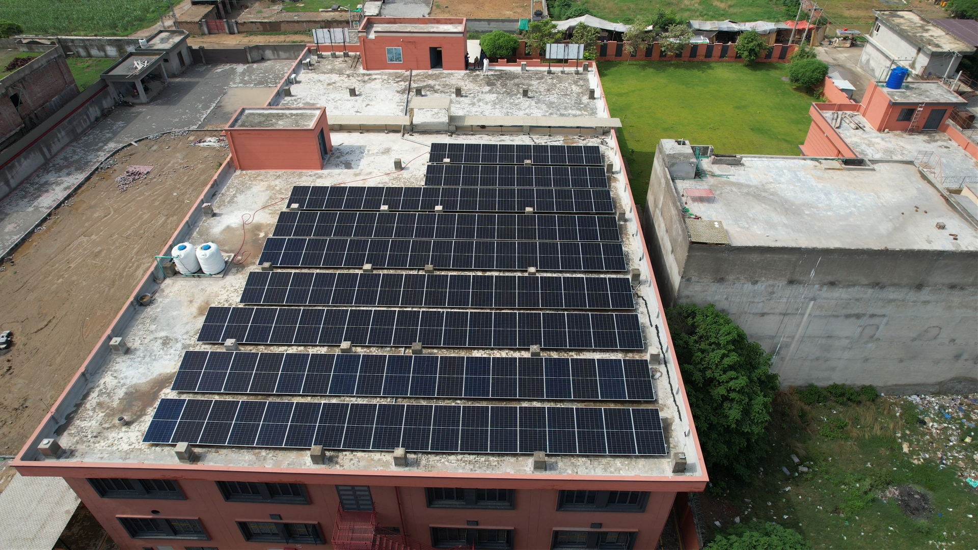 Best Solar Company in Lahore Pakistan – Global Energy Solutions solar panel installation